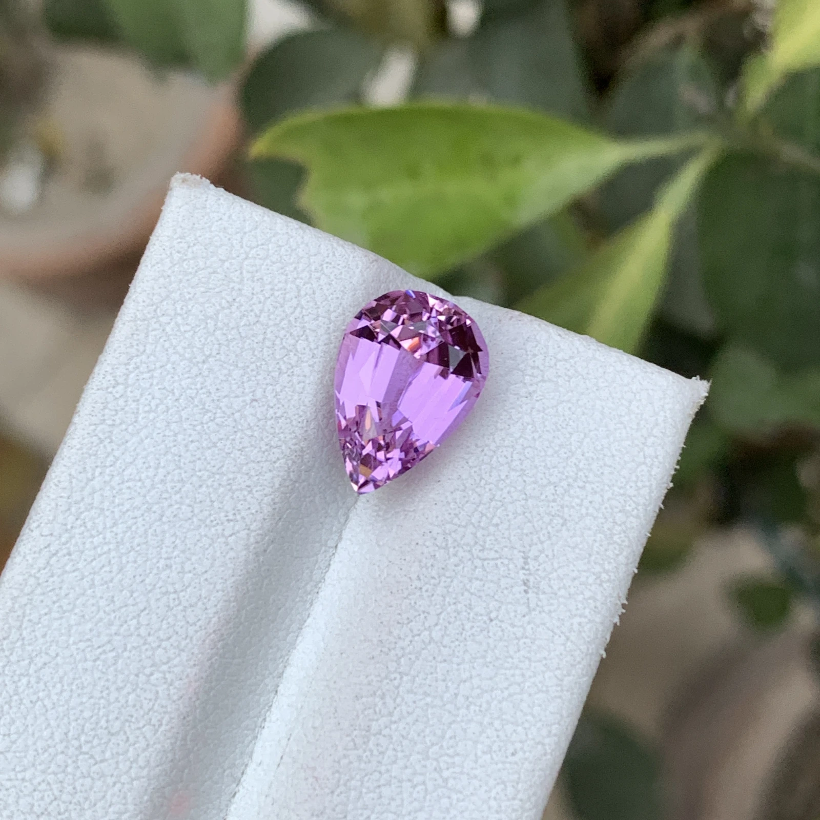 5 Carat Natural Pink Kunzite Pear Shape Loose Gemstone from Afghanistan — view 4